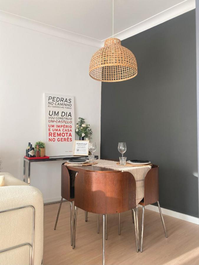 Lisbon, Renovated T2 Apartment Portas De Benfica 阿马多拉 外观 照片