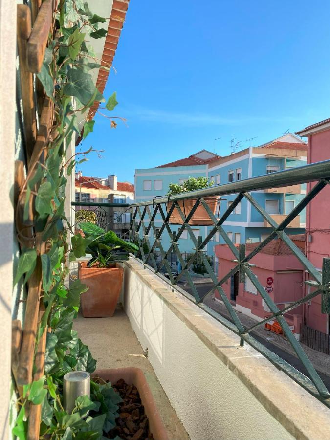 Lisbon, Renovated T2 Apartment Portas De Benfica 阿马多拉 外观 照片