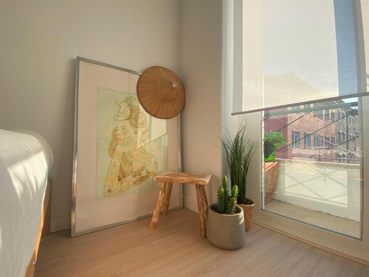 Lisbon, Renovated T2 Apartment Portas De Benfica 阿马多拉 外观 照片