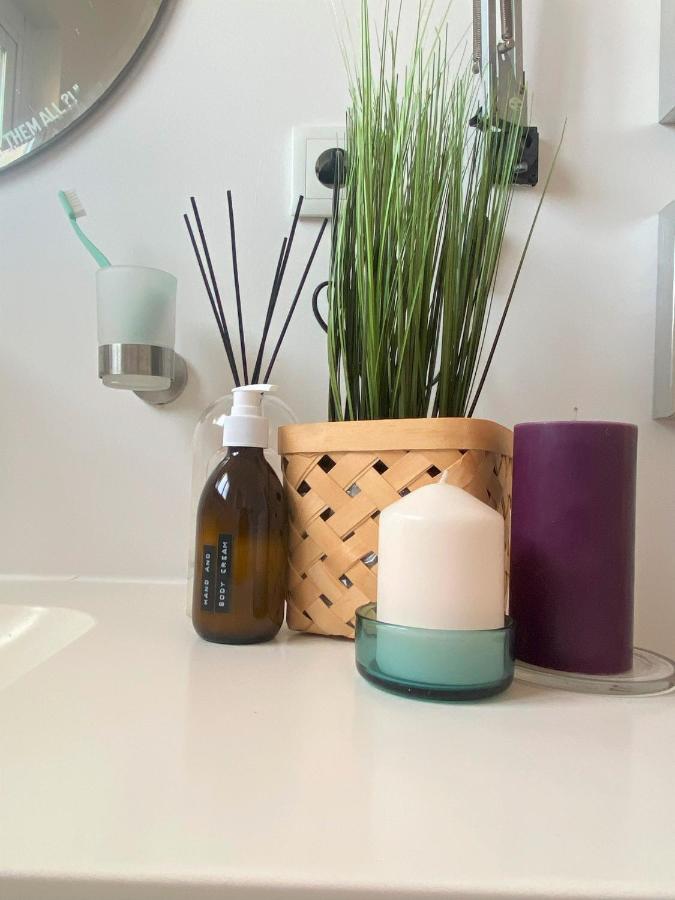 Lisbon, Renovated T2 Apartment Portas De Benfica 阿马多拉 外观 照片