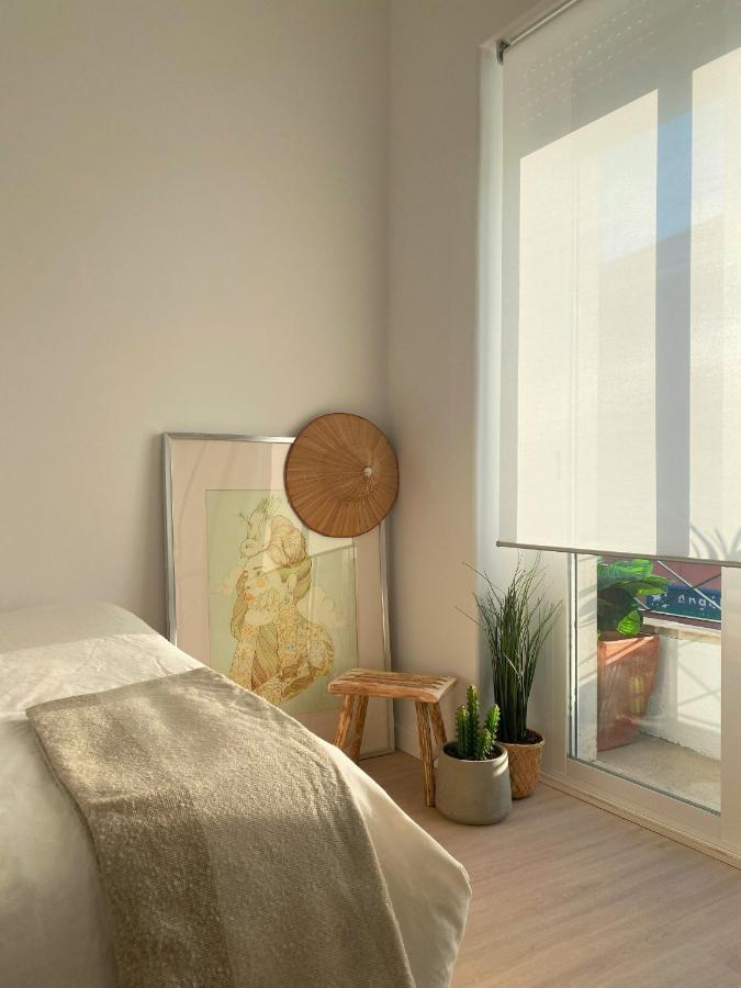 Lisbon, Renovated T2 Apartment Portas De Benfica 阿马多拉 外观 照片