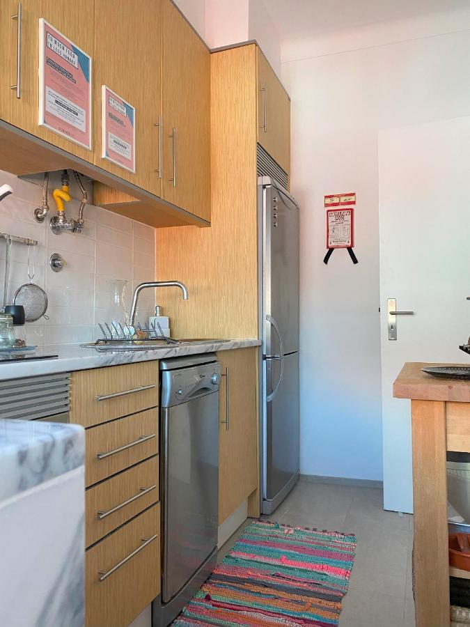 Lisbon, Renovated T2 Apartment Portas De Benfica 阿马多拉 外观 照片